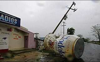 飓风狄恩进入墨西哥湾预备二次登陆墨西哥