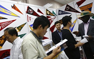 申请美国大学的外国学生人数回升