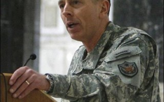 媒体：驻伊拉克美军指挥官赞成逐步撤军