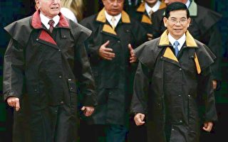 APEC領袖大合照服裝  澳洲油布大衣中選