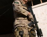 图：在阿富汗的加拿大维和士兵。（SHAH MARAI／AFP）