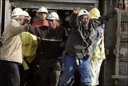 南非礦災三千多人受困　一半以上已獲救