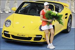 世界第一艾寧打敗葛洛雯　保時捷女網賽封后