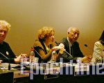 法國諾曼底紀念館座談會解讀中共人權