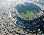 野火肆虐后  NFL闪电人将在主场迎战德州人