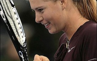 WTA年终赛夏拉波娃重回颠峰 展现夺冠决心