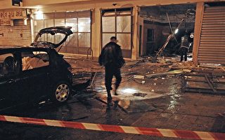 法国科西嘉岛两起炸弹爆炸 两人受伤