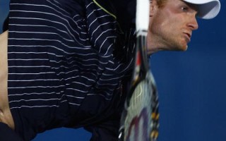 雪梨国际网赛  图斯诺夫赢得男单冠军