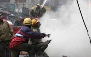 印度加尔各答大火 三千商家付之一炬
