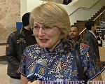 社會工作者﹕驅車數小時看神韻
