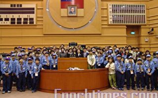 韩国首尔西大门童军团拜会嘉义市府