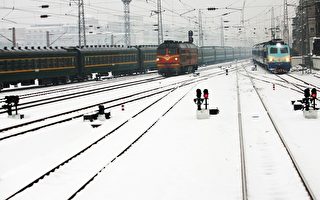 暴风雪肆虐中国  上海停售长途火车票