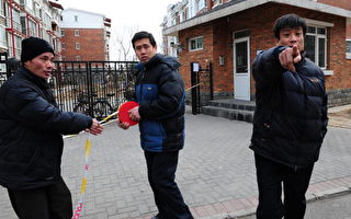 外電: 警察封鎖胡佳北京「自由城」公寓