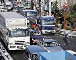 东京地区大雪  造成一死两百多人受伤