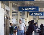 国际油价逼110美元 美航空公司调涨票价