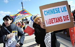 巴黎藏人呼吁抵制北京可耻奥运