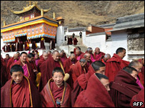 西藏“昌都爆炸案”9名僧人被捕