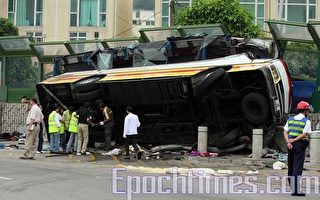 组图：西贡车祸12伤者仍危殆