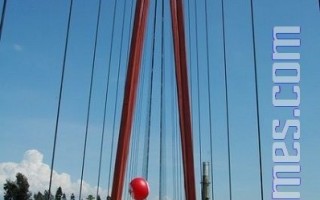 全国最长的自行车吊桥落成启用