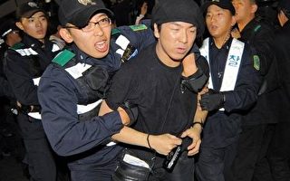 南韩工会誓阻美国牛肉进口  警方扫荡示威