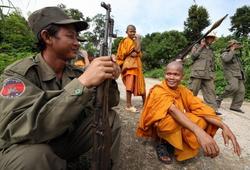 外国官员走访泰柬边界  促中止两军对抗