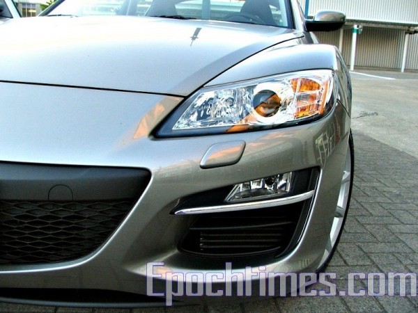 转子飞弹09 Mazda Rx 8 大纪元