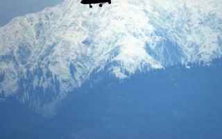日本登山隊:在尼泊爾發現「雪人」腳印