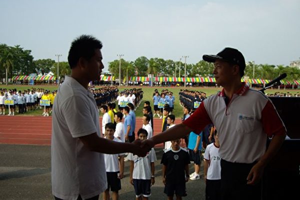 空军航空技术学院校运会活泼有朝气 大纪元