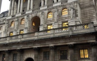 英格蘭銀行宣布降息六碼 創下歷史紀錄
