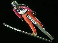 爭取女子跳台滑雪列入冬運  女選手告上法院
