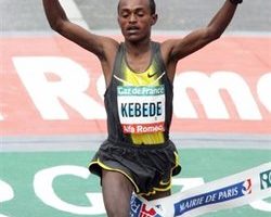 福岗马拉松赛  衣索匹亚长跑选手凯柏德夺冠