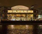 伦敦皇家节日音乐厅夜景(摄影 季媛 大纪元)