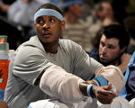 金块卡梅罗-安东尼（Carmelo Anthony）/ Doug Pensinger/Getty Images