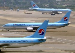 韩航招募空服员重女轻男  被控性别歧视