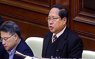 港泛民議員譴責曾蔭權押後政改諮詢