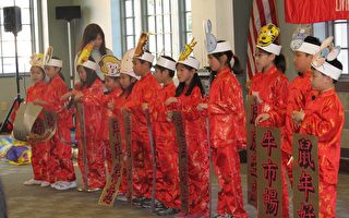 中國新年表演來到社區圖書館
