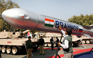 印度测试飞弹防御系统 试射拦截成功