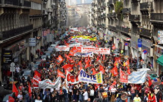 法爆发全国大罢工 反对萨科齐经济政策