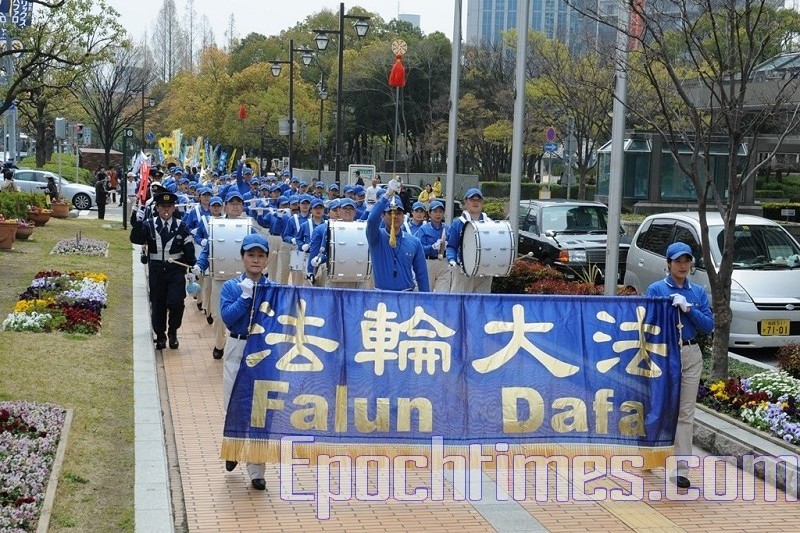 天国乐团的队伍.jpg