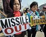 韩国民众抗议朝鲜发射火箭，支持联合国对朝鲜的制裁行动（JUNG YEON-JE/AFP/Getty Images）