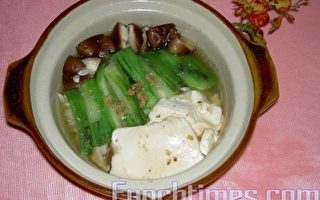 【健康輕食料理】三色豆腐煲