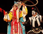 魏海敏(左)将以《昭君出塞》再度征服莫斯。(国光剧团提供)