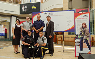 社区感谢墙迎世界警察与消防队锦标赛