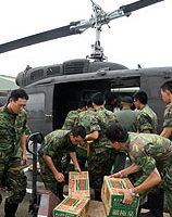 南台湾重创  台军队全力抢救 行政院组服务小组