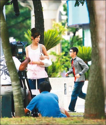 田中入戏太深赶戏害康祥跑不停 田中千绘 大纪元