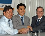 角逐市議員 鄭勝振沙頌訪華商會