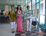 台湾小姐赶到圣地亚哥为台湾台风赈灾募款