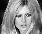 碧姬芭杜（Brigitte Bardot）年轻时的俪影。(资料照/Getty Images)