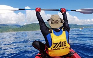 海大学生独木舟环岛 惊险中纪录美丽海岸