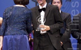组图：2009全世界华人钢琴大赛银奖得主风采